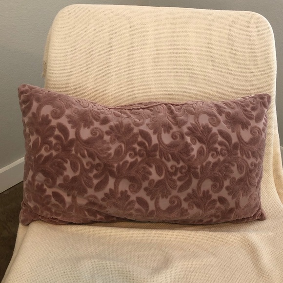 Velvet Throw Pillow in Dusty Rose Pink shade - Picture 1 of 4